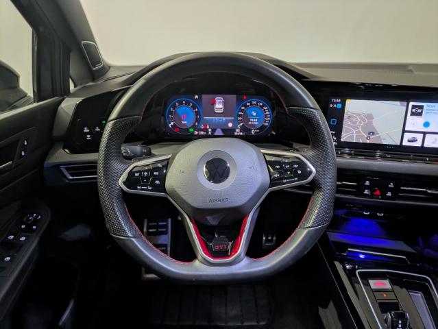 Volkswagen Golf image 1