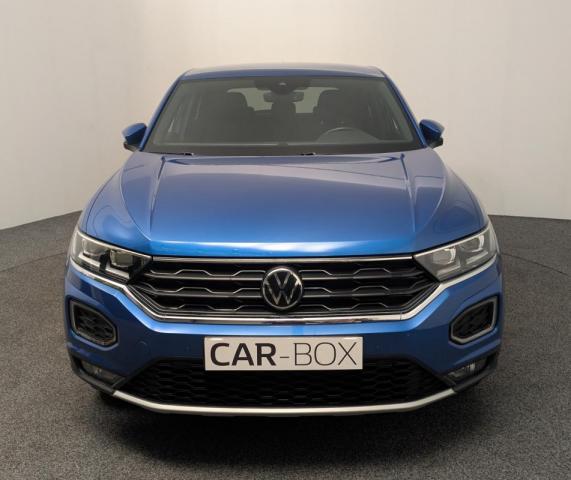 Volkswagen T-Roc image 9