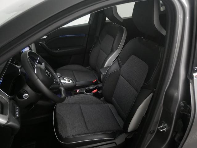 Renault Captur image 8