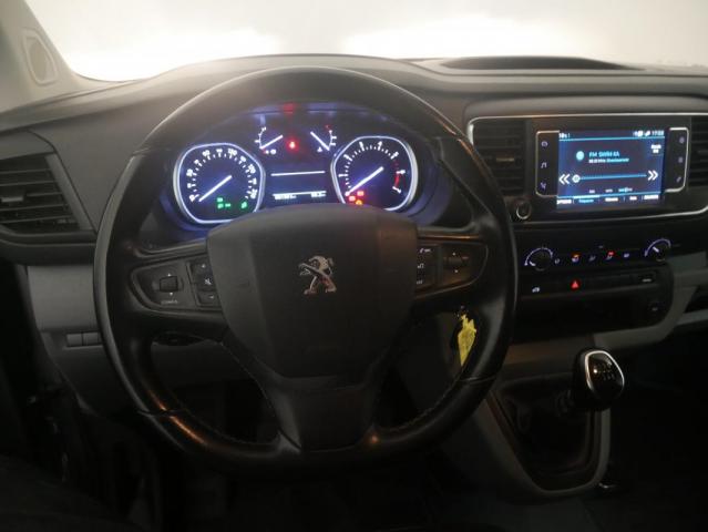 Peugeot Expert image 2