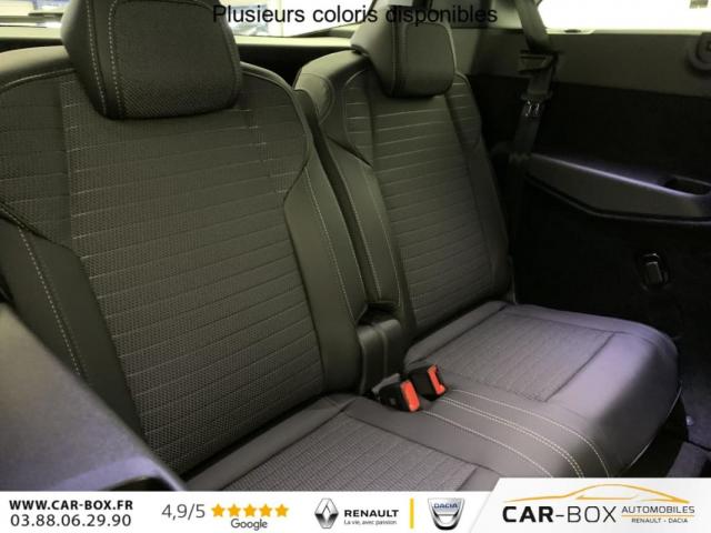 Peugeot 5008 image 9