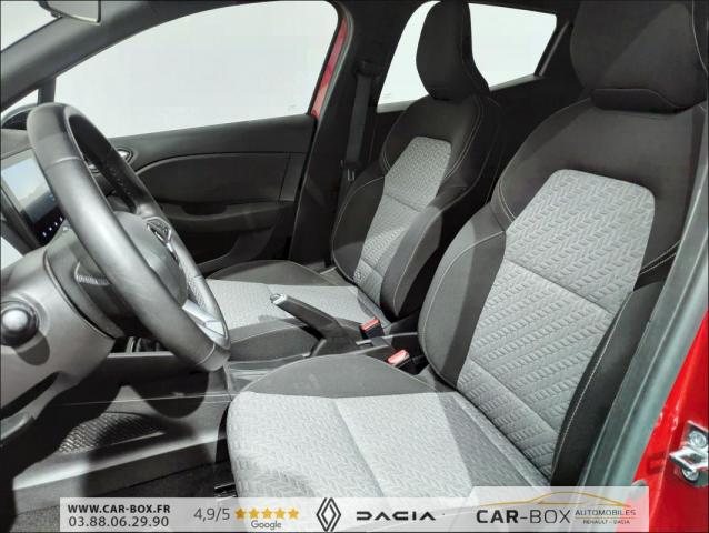 Renault Clio image 8