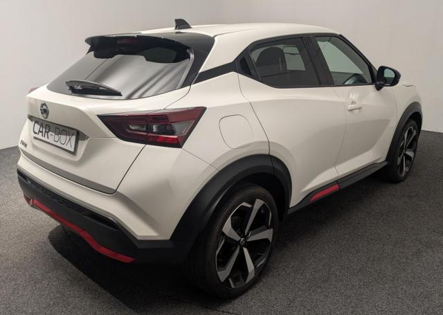 Nissan Juke image 8