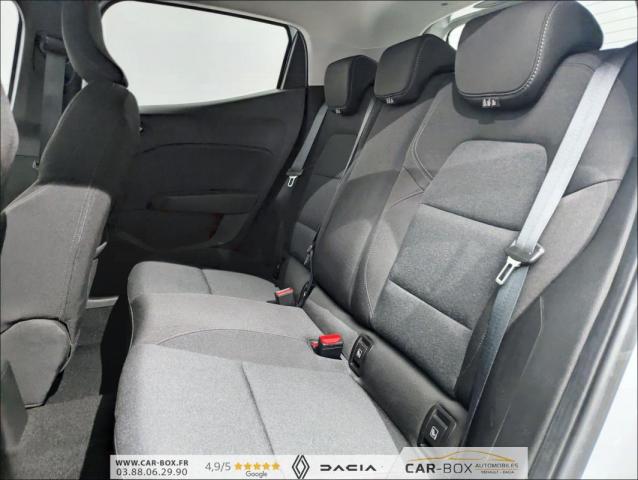 Renault Clio image 9