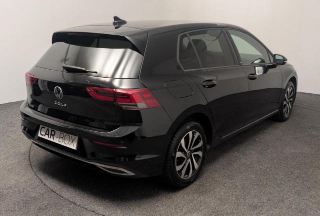 Volkswagen Golf image 4