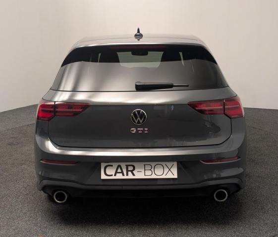 Volkswagen Golf image 6