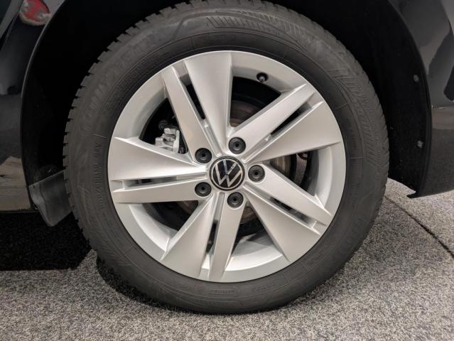 Volkswagen Golf image 1