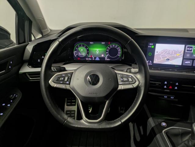Volkswagen Golf image 8
