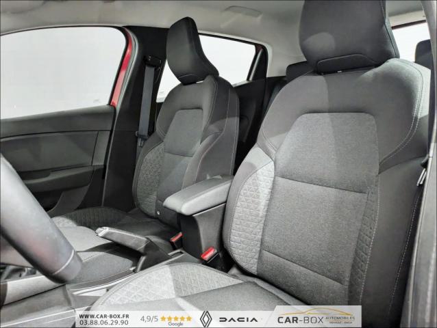 Renault Clio image 9