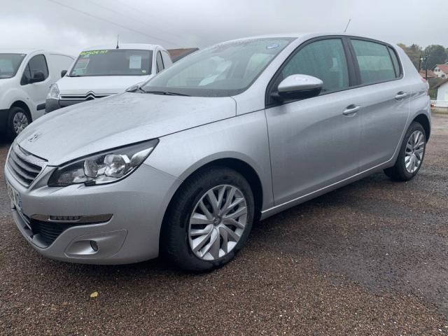 Peugeot 308 image 1