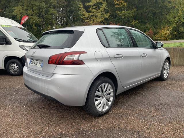 Peugeot 308 image 6
