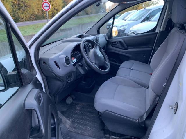 Peugeot Partner image 1