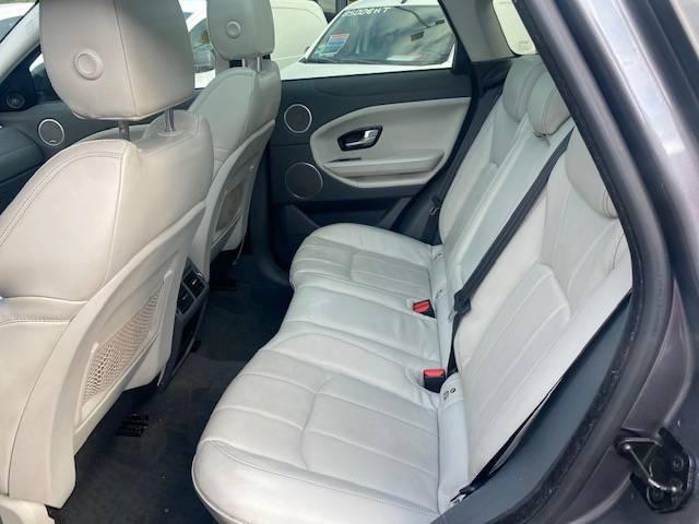 Land Rover Range Rover Evoque image 1