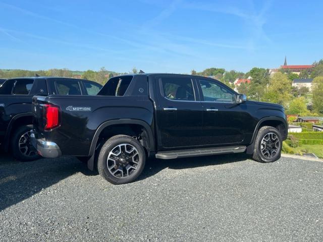 Volkswagen Amarok image 1