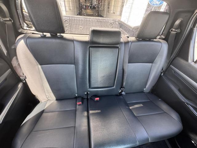 Toyota Hilux image 8