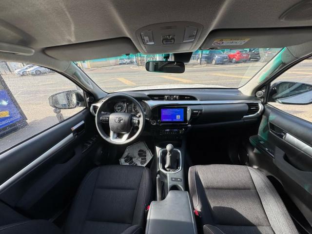 Toyota Hilux image 7