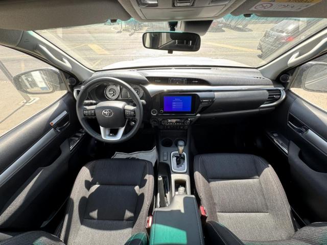Toyota Hilux image 7