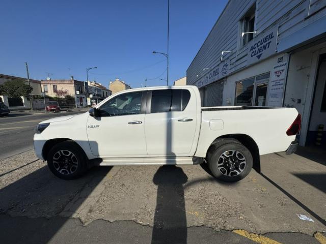 Toyota Hilux image 4