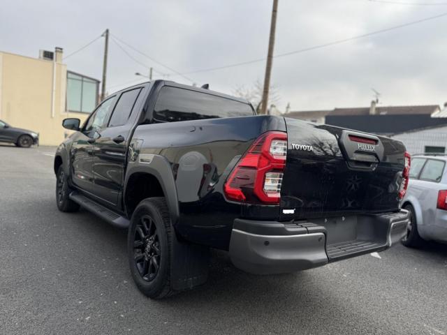 Toyota Hilux image 4