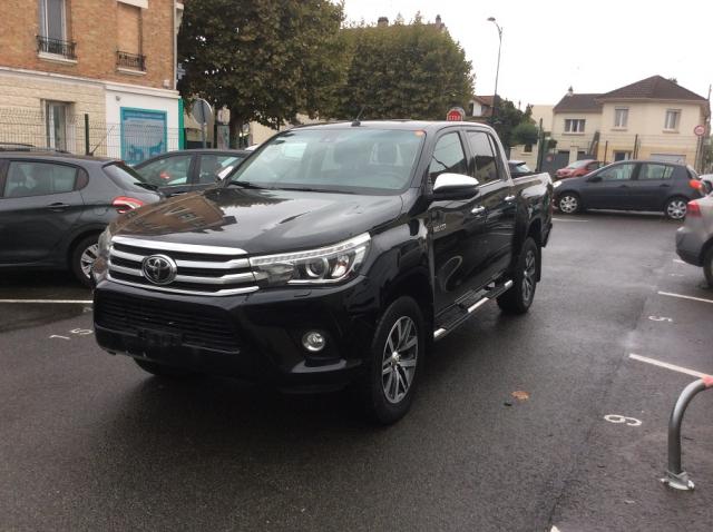 Toyota Hilux image 8