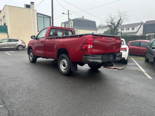 Toyota Hilux image 9