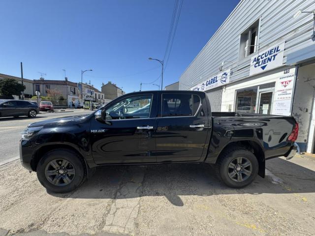 Toyota Hilux image 1