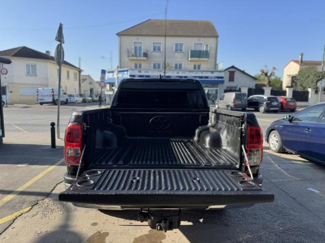 Toyota Hilux image 6