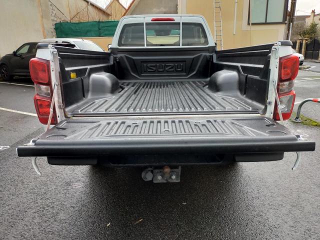 Isuzu D-Max image 1