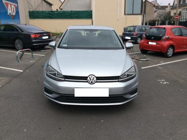 Volkswagen Golf image 9