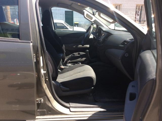 Mitsubishi L200 image 5
