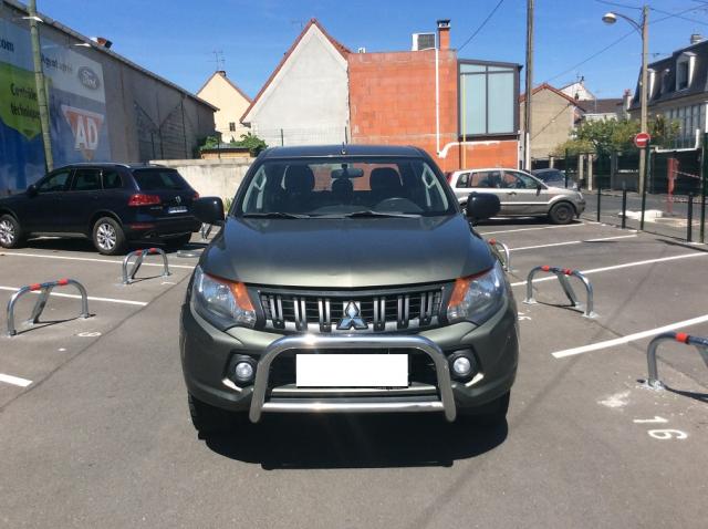 Mitsubishi L200 image 1