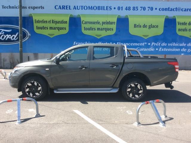 Mitsubishi L200 image 9