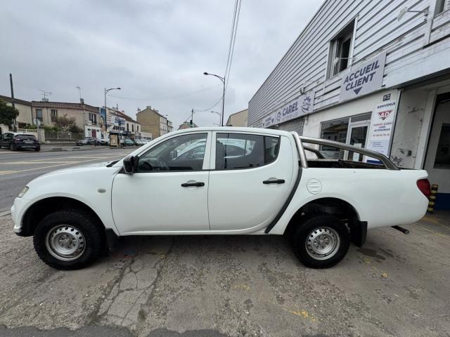 Mitsubishi L200 image 5