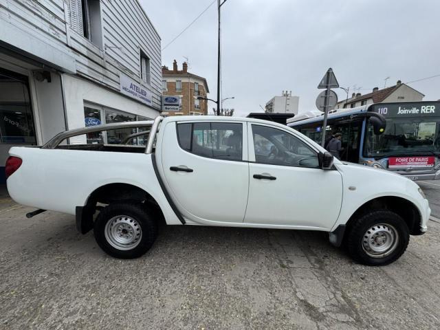 Mitsubishi L200 image 1
