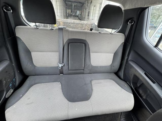 Mitsubishi L200 image 3