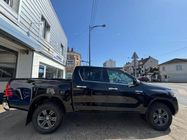 Toyota Hilux image 1