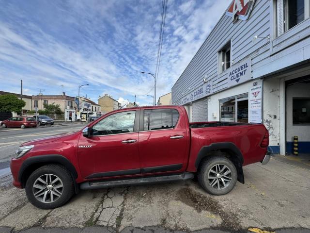 Toyota Hilux image 1