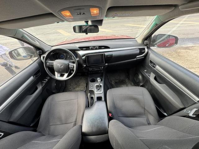 Toyota Hilux image 4