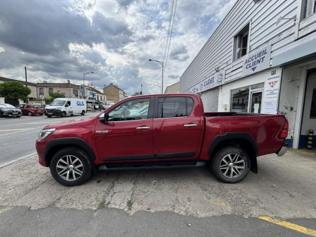 Toyota Hilux image 4