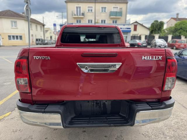 Toyota Hilux image 3