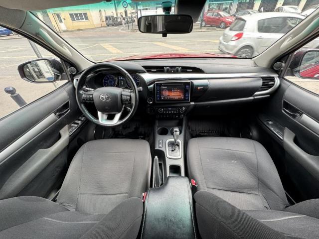 Toyota Hilux image 6