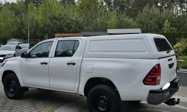 Toyota Hilux image 4