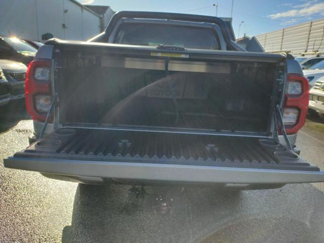 Toyota Hilux image 1