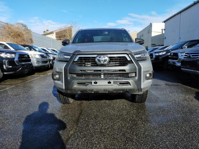 Toyota Hilux image 8