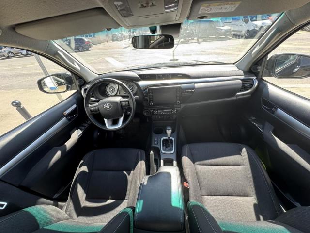 Toyota Hilux image 4