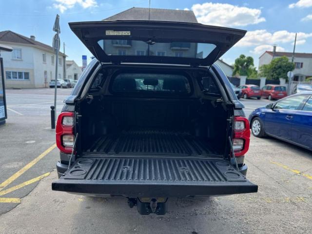 Toyota Hilux image 4