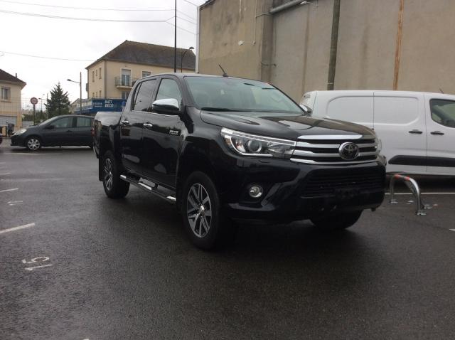Toyota Hilux image 4