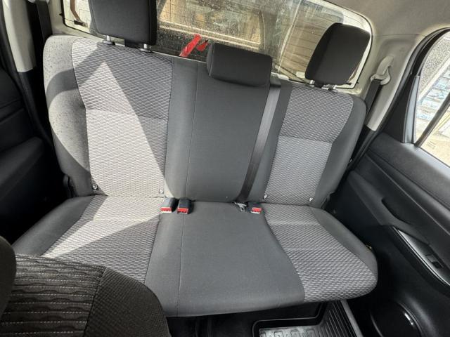 Toyota Hilux image 1