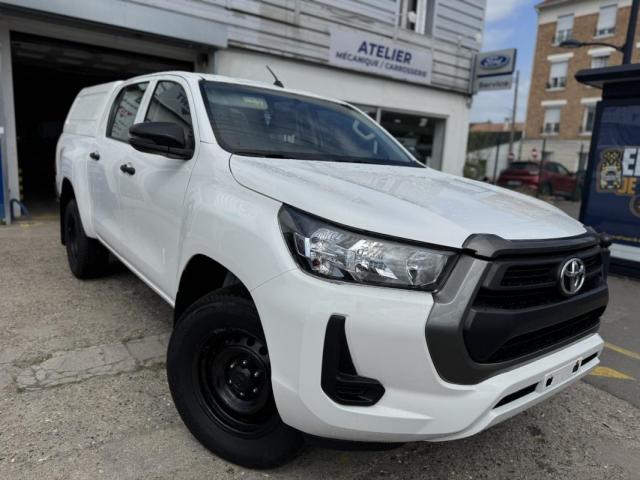 Toyota Hilux image 2