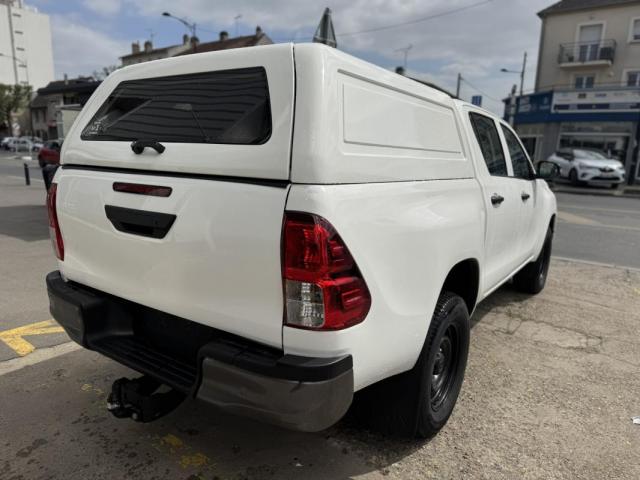 Toyota Hilux image 9